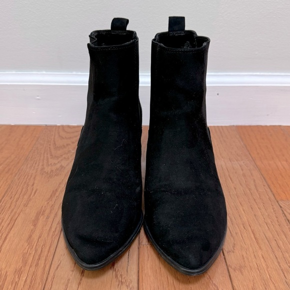 Nine West Pointed Toe Faux Suede Booties Black Size 8.5 - Picture 3 of 12